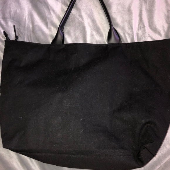 Victoria’s Secret tote bag. - Picture 2 of 3